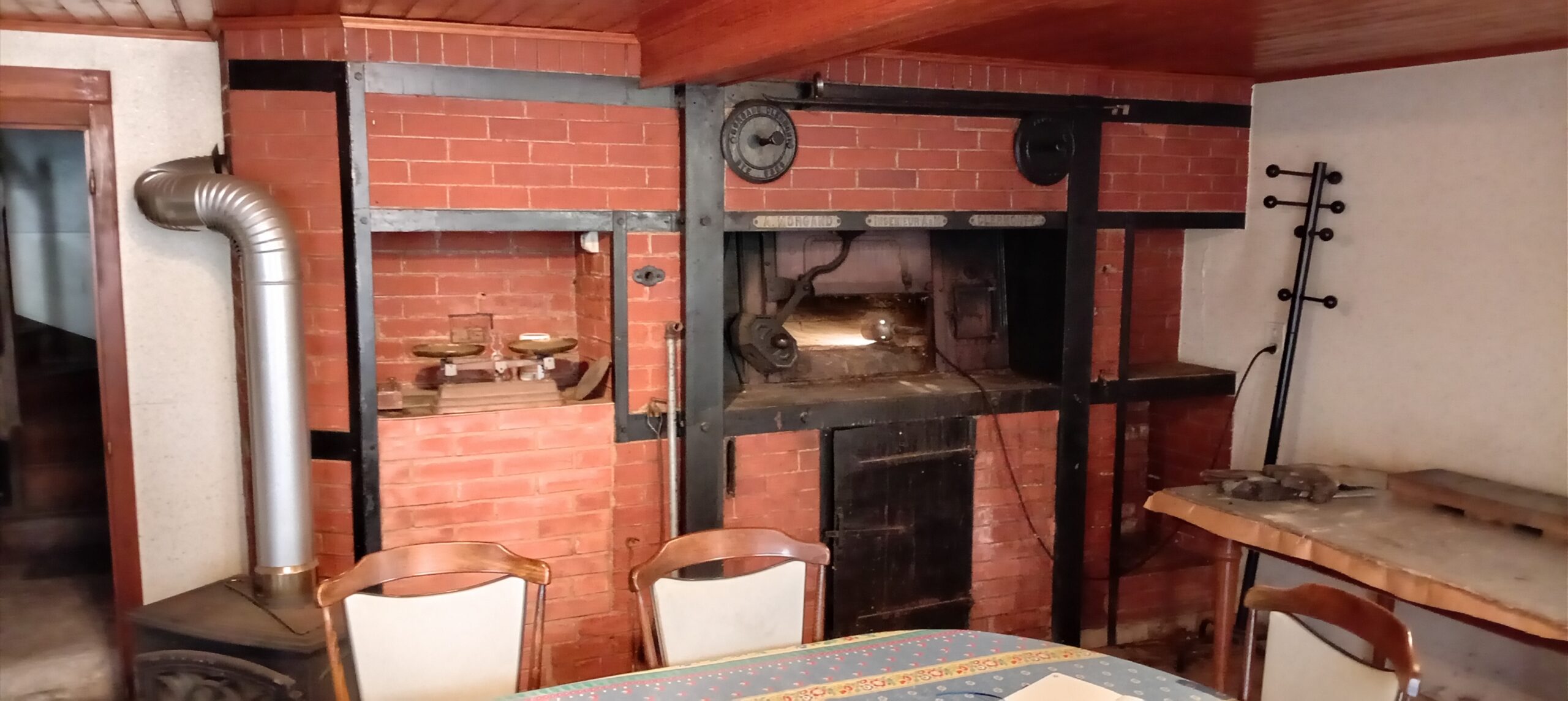 A vendre habitation avec fournil – four à bois à guelard – Aubusson d&rsquo;Auvergne / REF5063